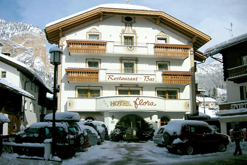 Hotel Flora Selva di Val Gardena Exteriér fotografie