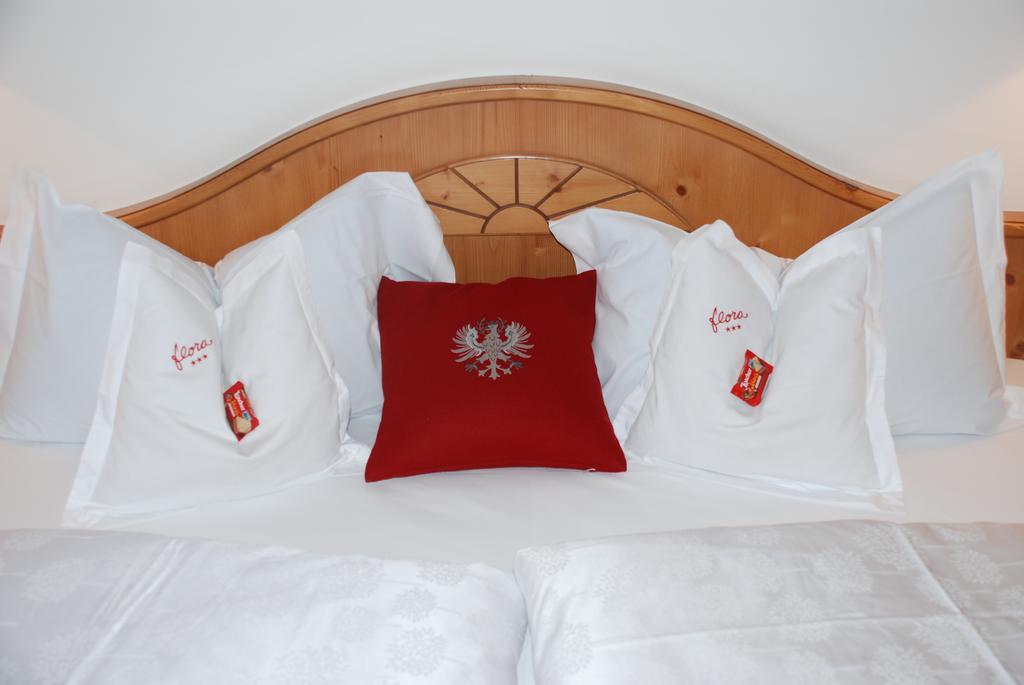 Hotel Flora Selva di Val Gardena Pokoj fotografie