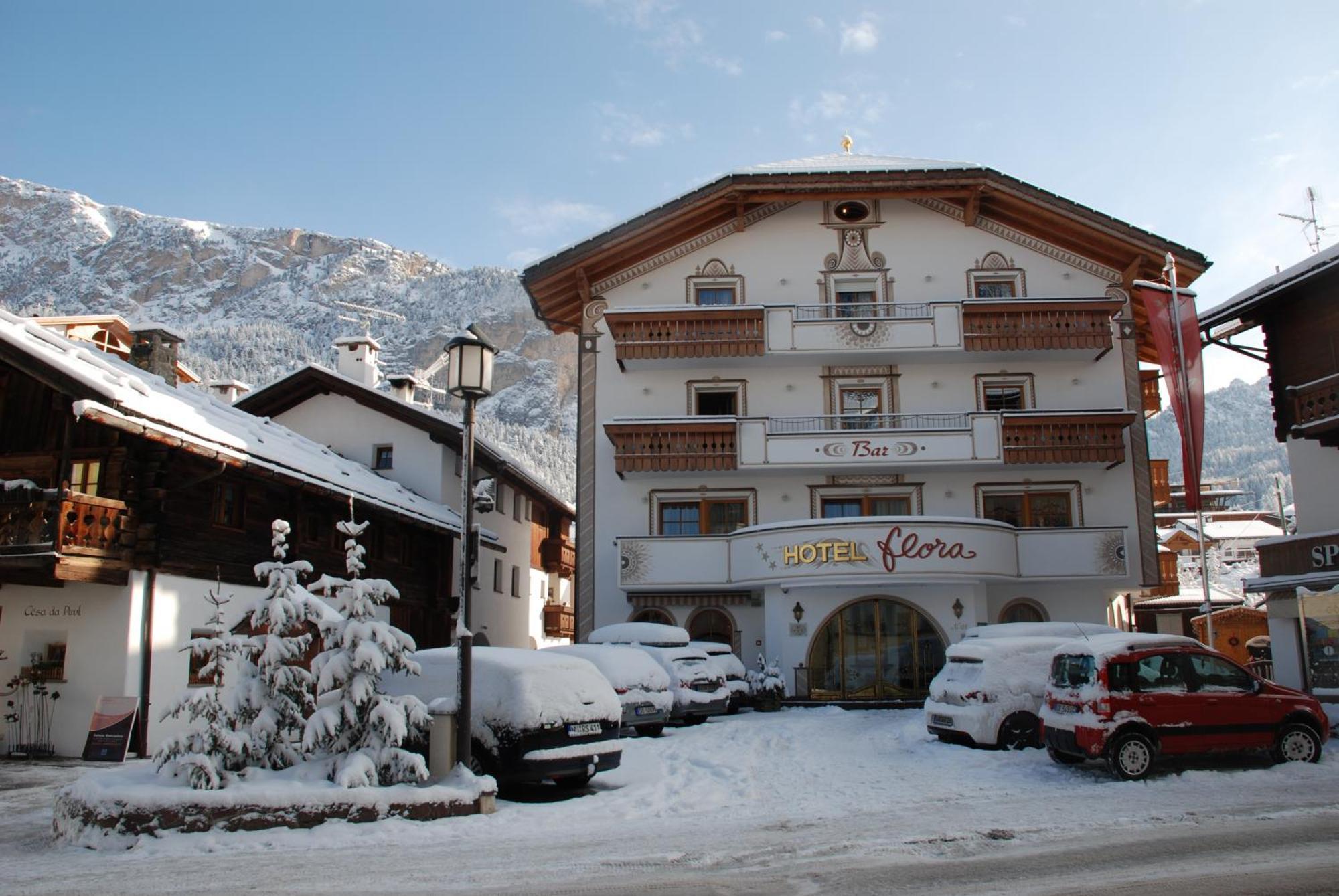 Hotel Flora Selva di Val Gardena Exteriér fotografie