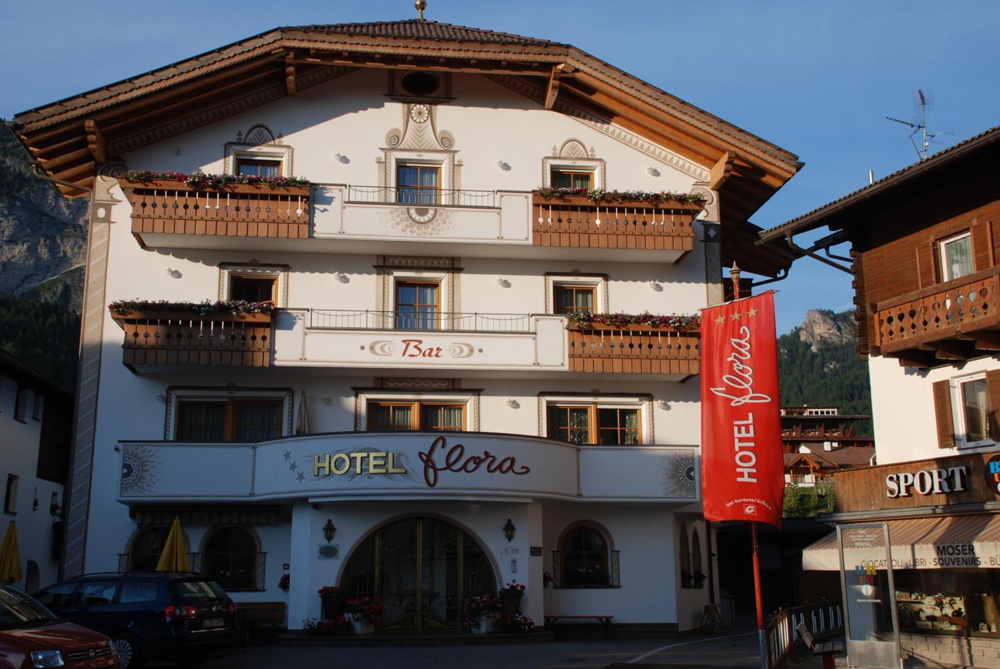 Hotel Flora Selva di Val Gardena Exteriér fotografie